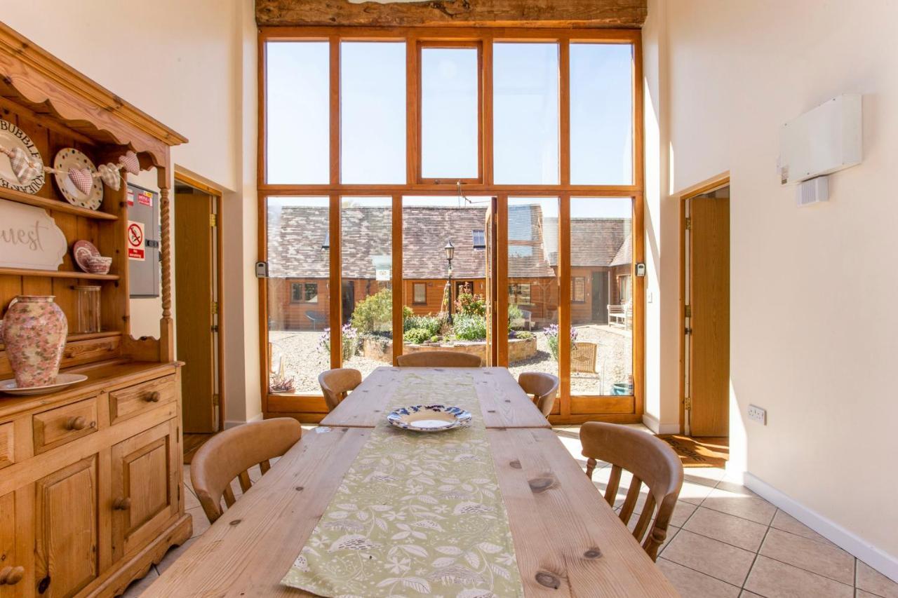 Bridge Farm Holiday Cottages 克哈尼伯尼 外观 照片